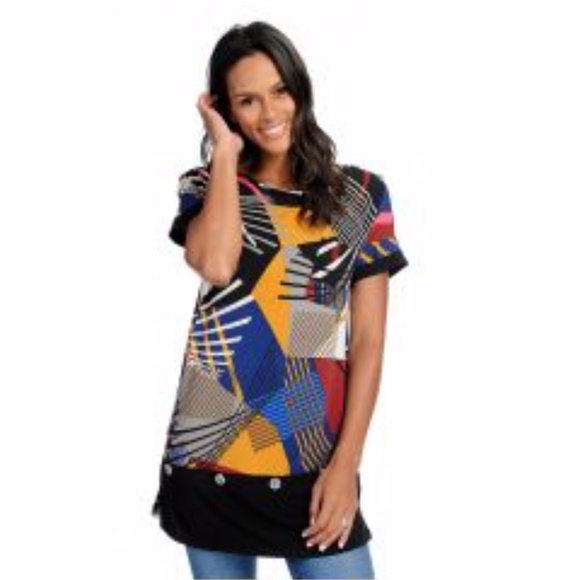 ✨3 for $30✨ Print Tunic w/ Button Detail NWOT - Picture 2 of 9